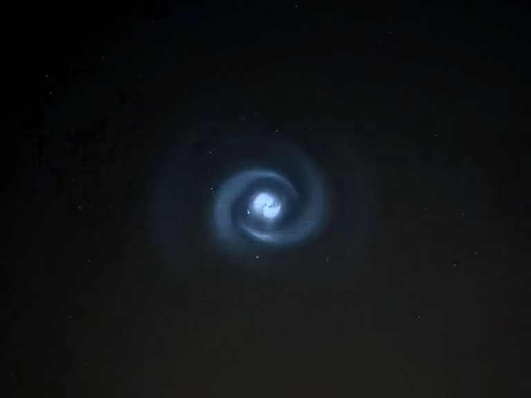 Mystisk spiral på aftenhimlen – Her er forklaringen