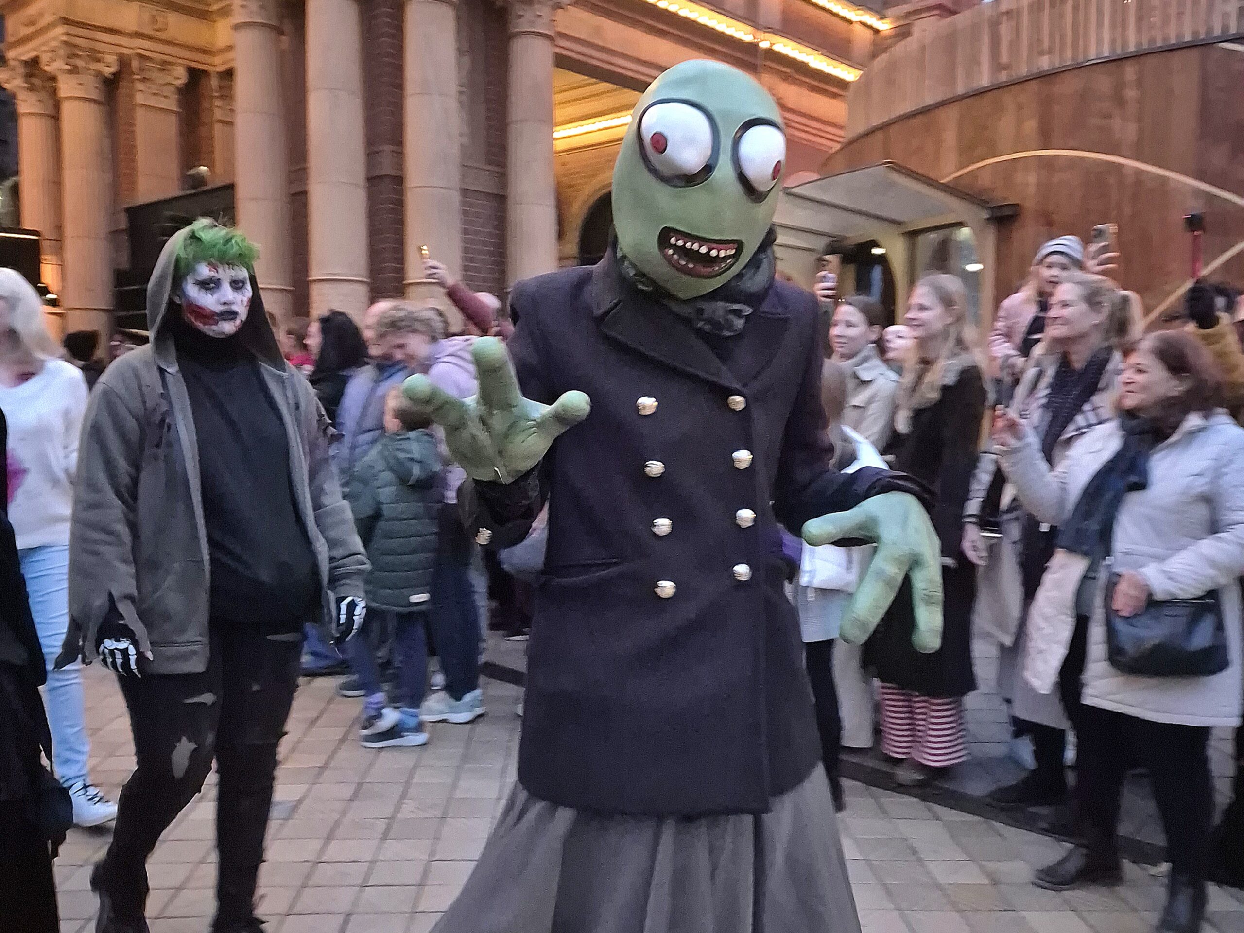 Se billederne: Monsters night out i Tivoli